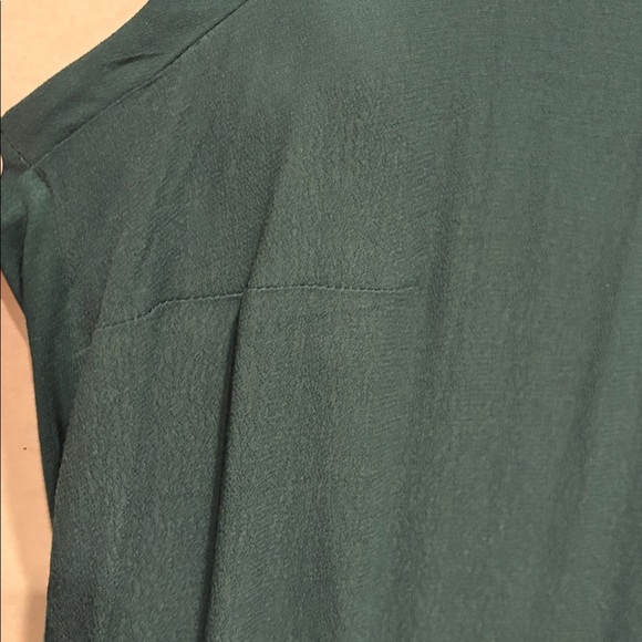 Daniel Rainn - Quin Cap Sleeve Mixed Material Top. Size XXL. Green. NWT - Picture 8 of 16